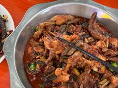 -丹水桥地锅鱼·翘嘴鲌·地方特色全鱼宴(丹江口大坝店)