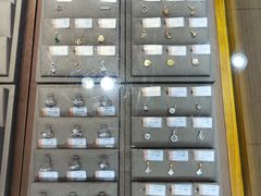 -品真阁华夏典当行(四通桥店)