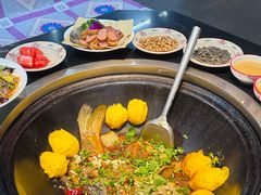 -高家小院铁锅炖大鹅(哈西高铁站店)