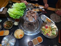 -韩烧牛中牛·甄选黑牛烤肉(黑金店)