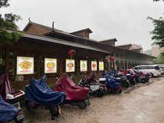 -侠成水上农庄(工业大道店)
