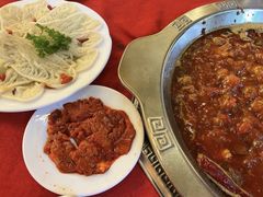 -山城年华老火锅(玉林店)