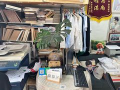 -红裙子照相馆(曹安路轻纺市场店)