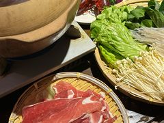 -聚汇三少·龙虾·中餐厅(莫邪路新天地店)
