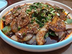 -有红鸡毛店·川菜(建设路店)