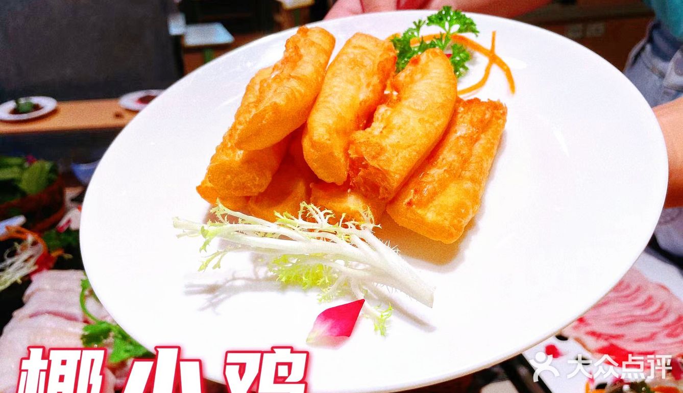 三亚美食打卡‖必打卡的绝绝子椰小鸡！