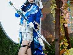 -米游妙妙屋cosplay换装自拍摄影体验馆