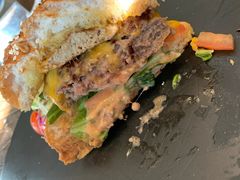 -HIGH FIVE哈福手工汉堡(桂林路店)