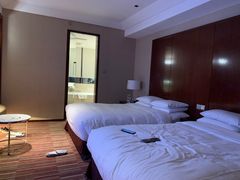 -上海龙之梦万丽酒店