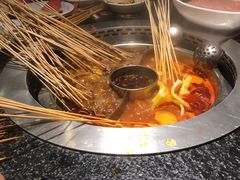-佰人王串串香火锅(洋珠巷店)