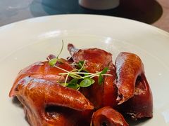 脆皮乳鸽-西安凯悦酒店·湖畔中餐厅
