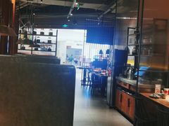 大堂-青年公社烤鸭(滨湖银泰店)