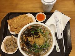 -水平有限螺蛳粉(宏达大厦店)