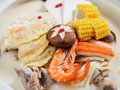 -三人行骨头王火锅(长寿店)
