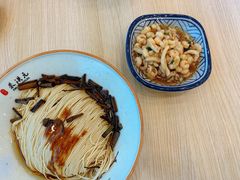 虾子虾仁肉丝-朱洪元苏式面馆(绿宝广场店)