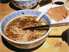 -沪西老弄堂面馆(定西路店)