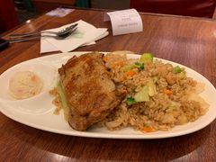 -玛格萝妮比萨屋(四平店)