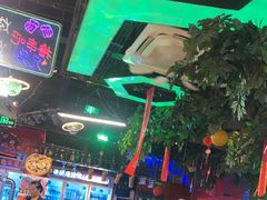 -路边边.炒菜烧烤.音乐餐厅(良乡长虹店)