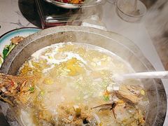 -小凤庭·地道湖北菜武昌鱼·藕汤(38年黄鹤楼店)