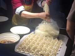 -八一路好吃街(雨田商务大厦店)