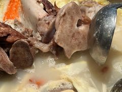 招牌猪骨煲-三人行骨头王火锅(长寿店)