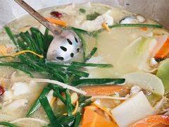 -姚记抚仙湖石锅鱼庄