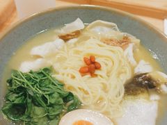 白汁河月豕煨面-江小鲀河豚馄饨(日月光店)