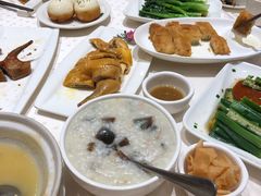 皮蛋瘦肉粥-顺风海鲜港(长寿路店)