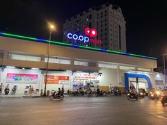 -Co.opmart (Cong Quynh)