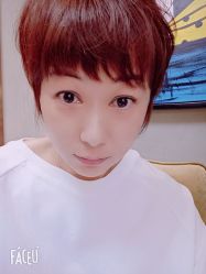 -变画·发型STUDIO