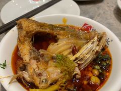 -忘情水鱼头·鲜鱼火锅(滨江中路店)