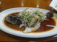 清蒸鲈鱼-叶老大阳朗辣子鸡(息烽店)
