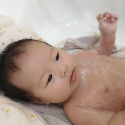 -鱼乐贝贝婴幼儿水育馆(达文路店)