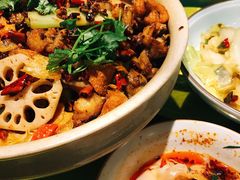 干锅牛蛙-辛香汇(飞洲店)