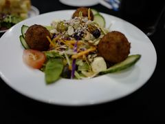 -Bully Hayes Restaurant & Bar