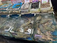 -拉威海鲜市场