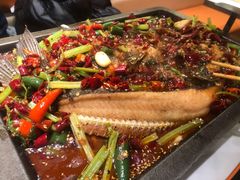 重庆万州烤鱼-宝记烧烤·碳锅羊肉·羊蝎子火锅·夜食社(文体路创始店)