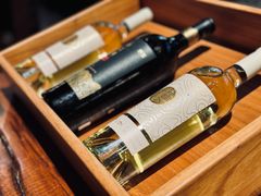 -源石酒庄