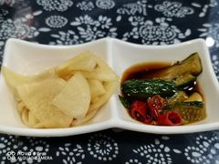 -八两八金·莱芜特色炒鸡(市南漳浦路店)