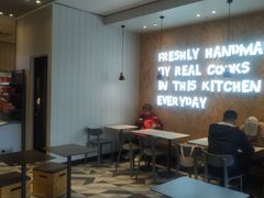 门面-肯德基(芳和店)