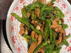-丽华园·武汉地标楚菜餐厅(青山江滩店)