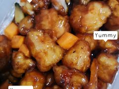 -老码头黑皮肘子锅包肉熏酱水饺(文政街店)