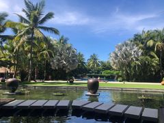 -三亚湾海居铂尔曼度假酒店