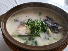 -天乐农家鱼头王(天目湖店)