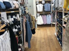 -优衣库(邢台世贸天街店)