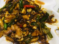 爆炒章鱼-威海渔村(静安旗舰店)