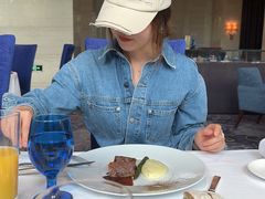 -AZUR聚(香格里拉饭店)