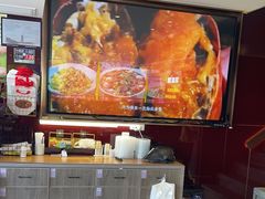 -川流不息·地道川菜·小龙虾(松东路店)