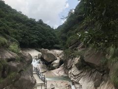 -鄣山大峡谷