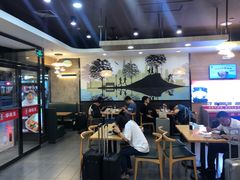 大堂-李先生牛肉面大王(成都东站西广场店)